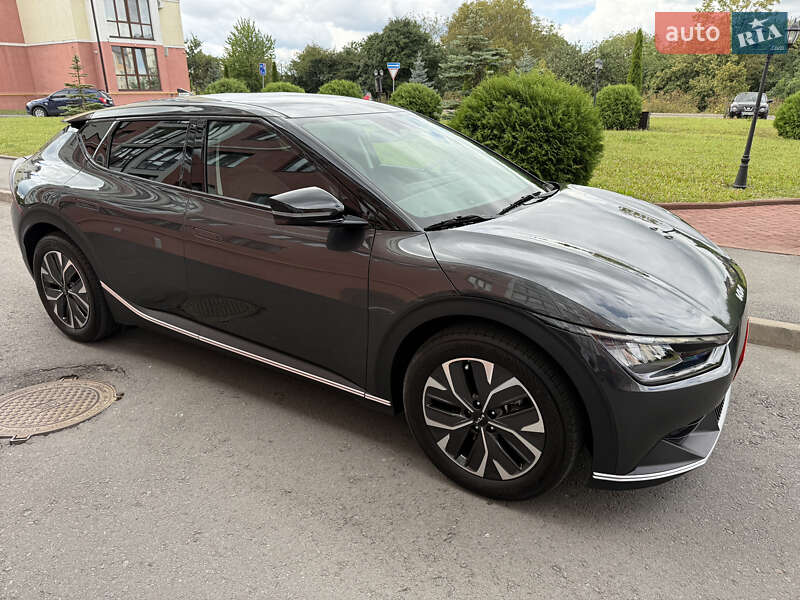 Внедорожник / Кроссовер Kia EV6 2024 в Ровно