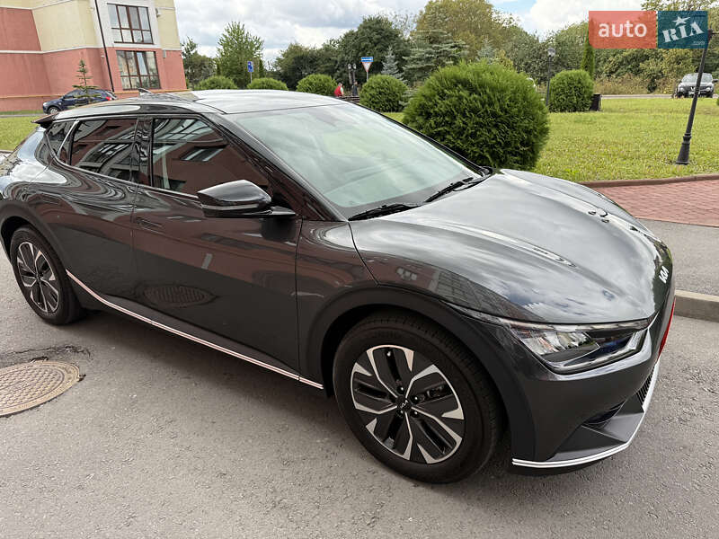 Внедорожник / Кроссовер Kia EV6 2024 в Ровно
