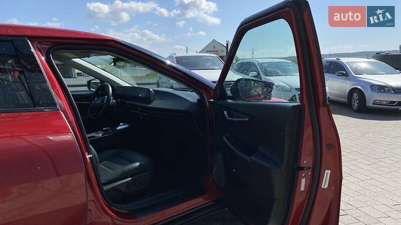 Позашляховик / Кросовер Kia EV6 2023 в Ужгороді фото 13 Позашляховик / Кросовер Kia EV6 2023 в Ужгороді