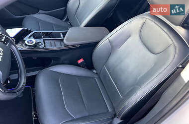 Внедорожник / Кроссовер Kia EV6 2021 в 