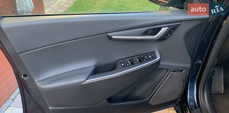 Внедорожник / Кроссовер Kia EV6 2022 в Ивано-Франковске