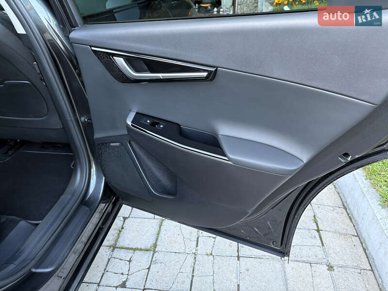 Внедорожник / Кроссовер Kia EV6 2023 в Чернигове