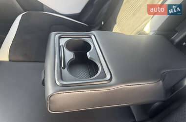 Внедорожник / Кроссовер Kia EV6 2022 в 