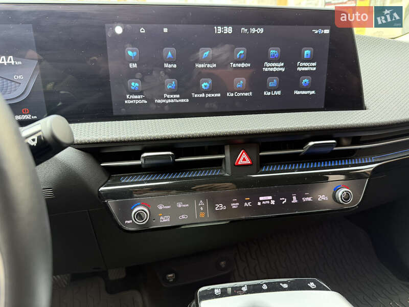 Внедорожник / Кроссовер Kia EV6 2023 в Умани