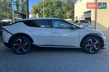 Внедорожник / Кроссовер Kia EV6 2021 в 