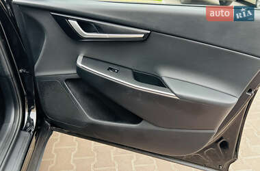 Внедорожник / Кроссовер Kia EV6 2022 в 
