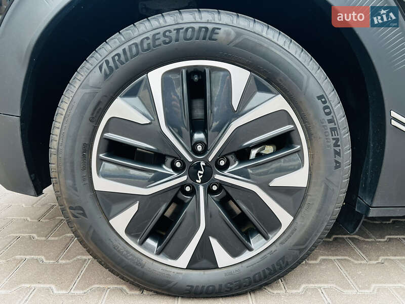 Внедорожник / Кроссовер Kia EV6 2022 в Киеве