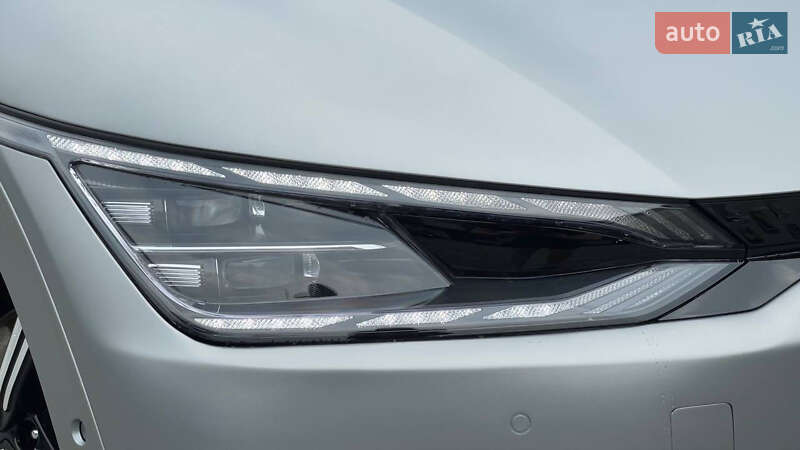 Внедорожник / Кроссовер Kia EV6 2023 в Дрогобыче