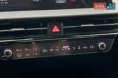Внедорожник / Кроссовер Kia EV6 2023 в 