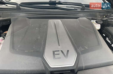Внедорожник / Кроссовер Kia EV6 2022 в 