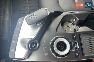 Внедорожник / Кроссовер Kia EV6 2022 в 