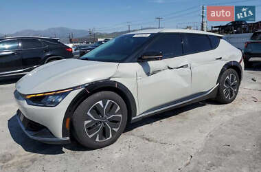 Внедорожник / Кроссовер Kia EV6 2022 в 