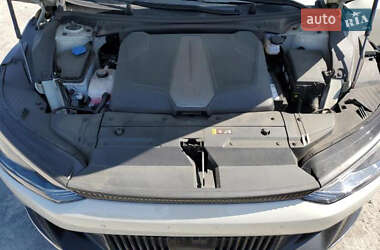 Внедорожник / Кроссовер Kia EV6 2022 в 