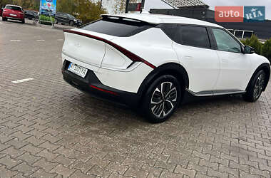 Позашляховик / Кросовер Kia EV6 2024 в  фото 5 Позашляховик / Кросовер Kia EV6 2024 в