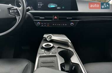 Внедорожник / Кроссовер Kia EV6 2022 в 