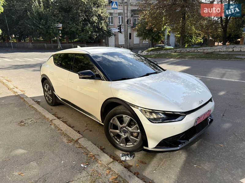 Позашляховик / Кросовер Kia EV6 2023 в Умані фото 8 Позашляховик / Кросовер Kia EV6 2023 в Умані