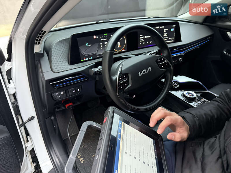 Позашляховик / Кросовер Kia EV6 2023 в Умані фото 35 Позашляховик / Кросовер Kia EV6 2023 в Умані