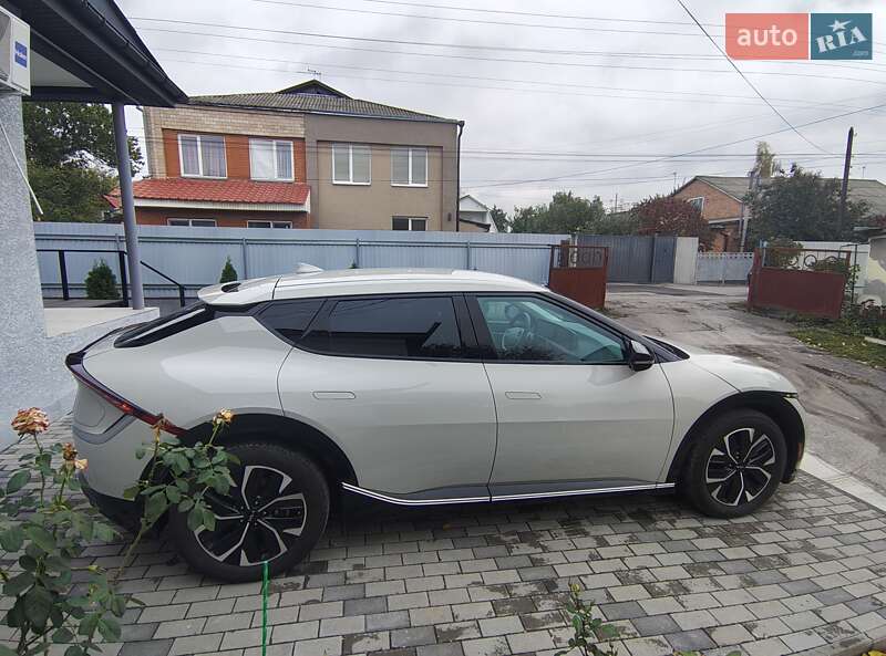 Позашляховик / Кросовер Kia EV6 2023 в Лубнах фото 15 Позашляховик / Кросовер Kia EV6 2023 в Лубнах