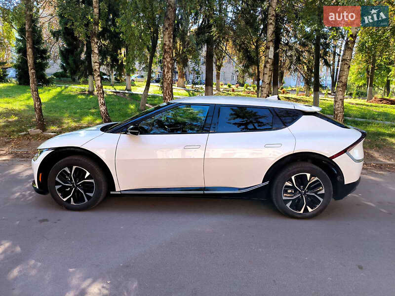 Позашляховик / Кросовер Kia EV6 2023 в Рівному фото 6 Позашляховик / Кросовер Kia EV6 2023 в Рівному