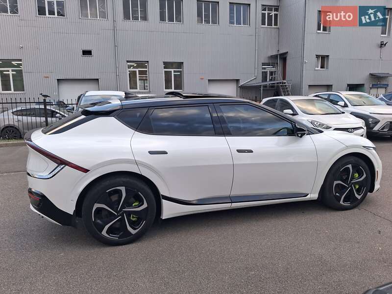 Внедорожник / Кроссовер Kia EV6 2022 в Киеве