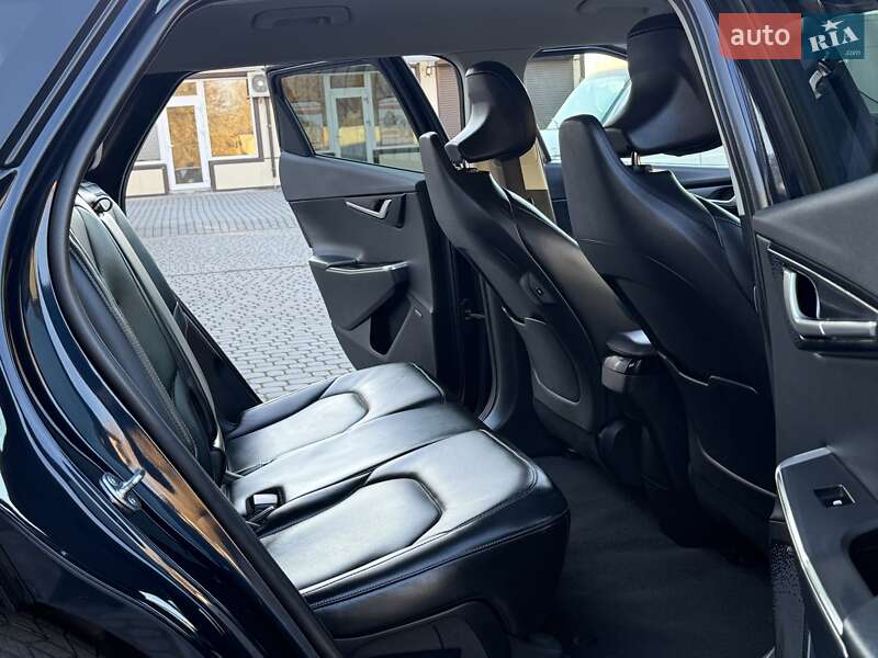 Внедорожник / Кроссовер Kia EV6 2023 в Дрогобыче