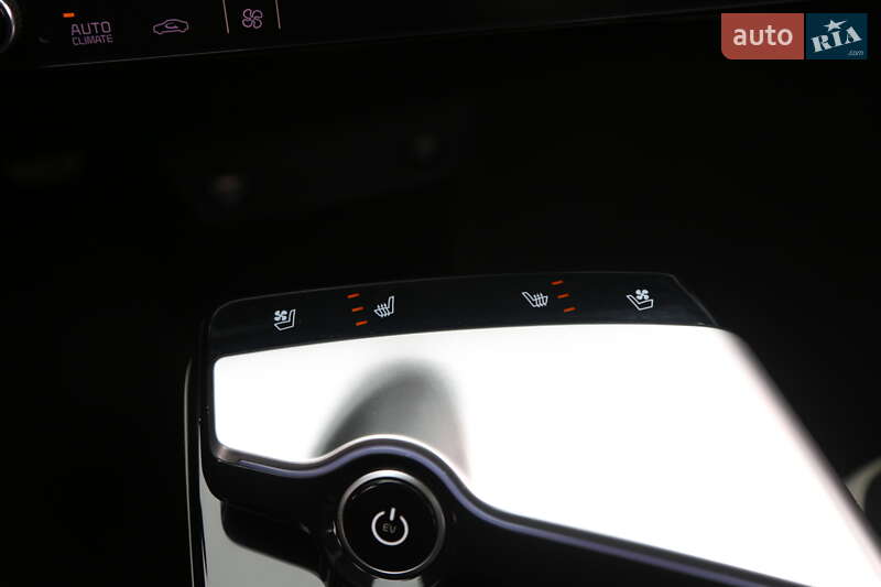 Позашляховик / Кросовер Kia EV6 2021 в Києві