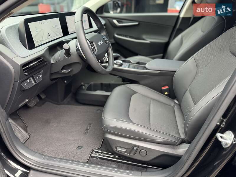 Внедорожник / Кроссовер Kia EV6 2024 в Ровно