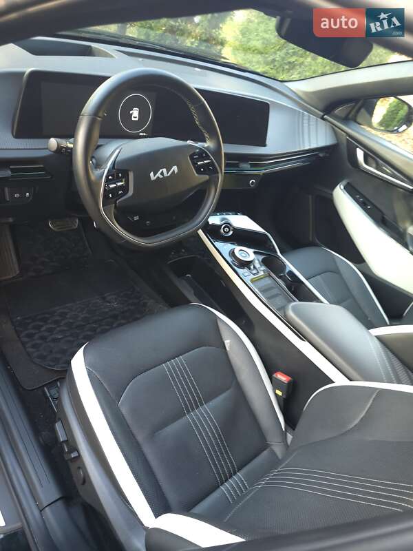 Позашляховик / Кросовер Kia EV6 2023 в Рівному фото 14 Позашляховик / Кросовер Kia EV6 2023 в Рівному
