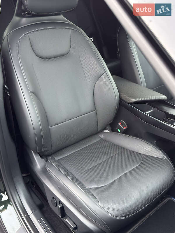 Позашляховик / Кросовер Kia EV6 2023 в Чернівцях