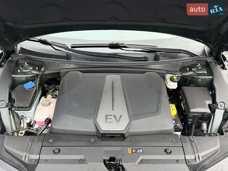 Позашляховик / Кросовер Kia EV6 2023 в Чернівцях