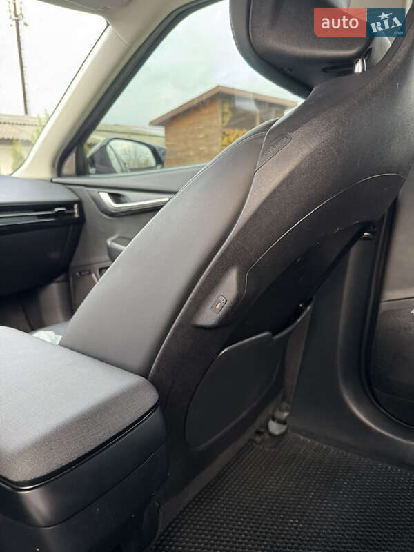 Позашляховик / Кросовер Kia EV6 2022 в Золочеві