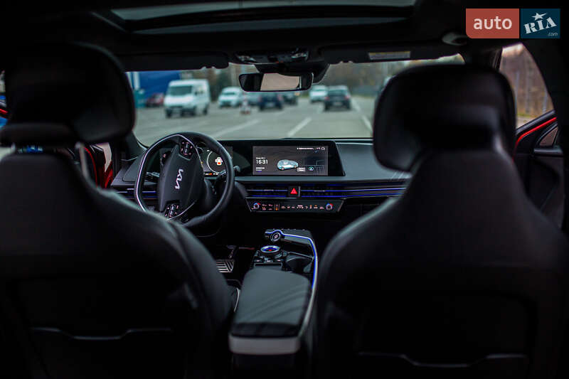 Позашляховик / Кросовер Kia EV6 2024 в Дубні