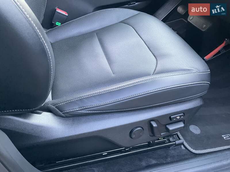 Внедорожник / Кроссовер Kia EV6 2022 в Ровно фото 25 Внедорожник / Кроссовер Kia EV6 2022 в Ровно