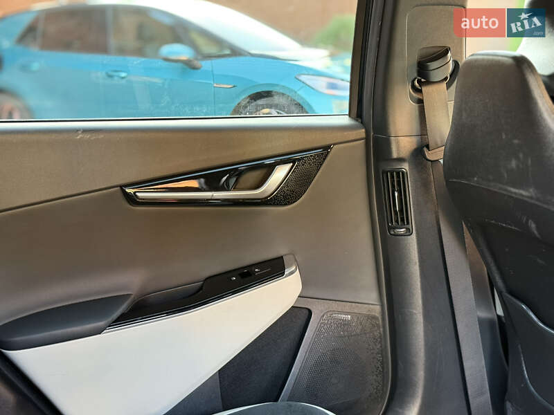 Позашляховик / Кросовер Kia EV6 2023 в Луцьку фото 97 Позашляховик / Кросовер Kia EV6 2023 в Луцьку