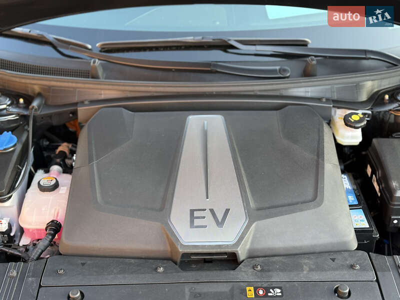 Позашляховик / Кросовер Kia EV6 2023 в Луцьку фото 113 Позашляховик / Кросовер Kia EV6 2023 в Луцьку