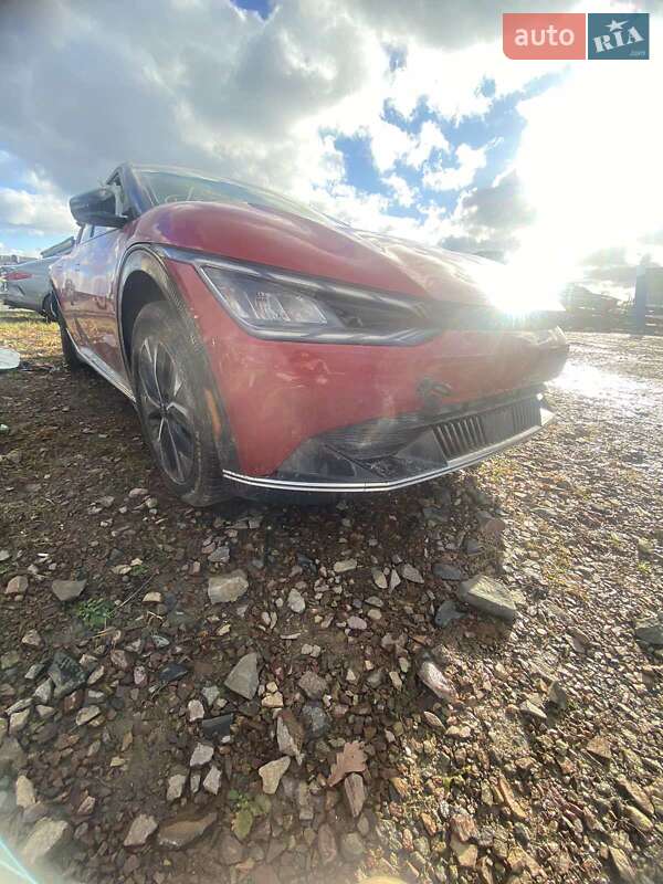 Позашляховик / Кросовер Kia EV6 2023 в Ковелі