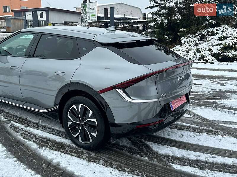 Позашляховик / Кросовер Kia EV6 2024 в Рівному