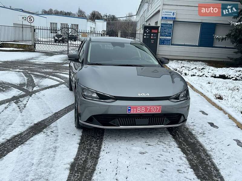 Позашляховик / Кросовер Kia EV6 2024 в Рівному