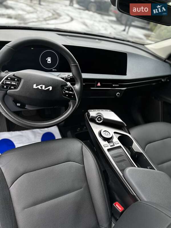 Позашляховик / Кросовер Kia EV6 2024 в Рівному