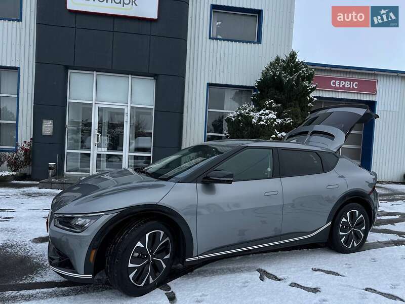 Позашляховик / Кросовер Kia EV6 2024 в Рівному