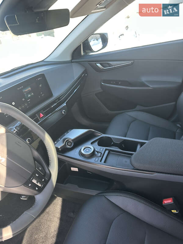 Внедорожник / Кроссовер Kia EV6 2025 в Луцке