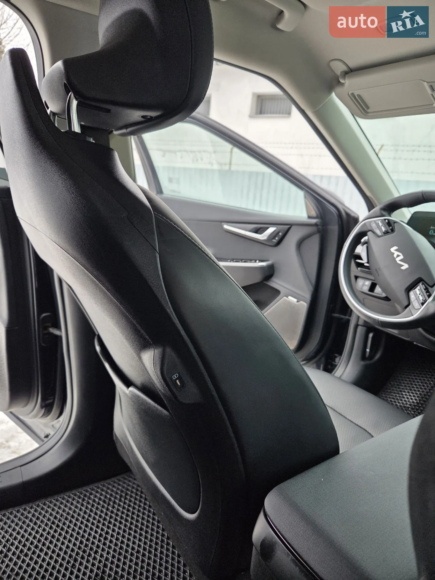 2022 Kia EV6 - мініатюра 24