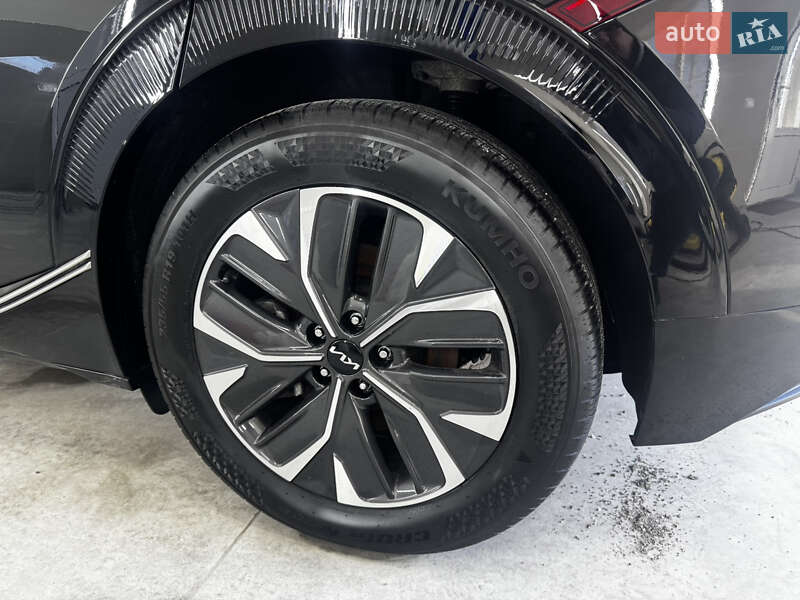 Позашляховик / Кросовер Kia EV6 2024 в Львові