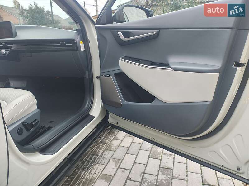 Позашляховик / Кросовер Kia EV6 2023 в Лубнах