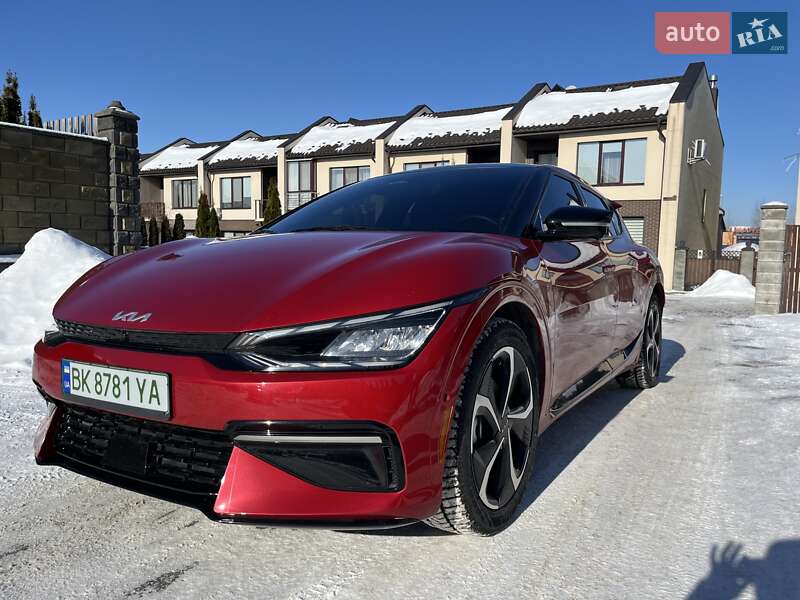 Внедорожник / Кроссовер Kia EV6 2022 в Ровно