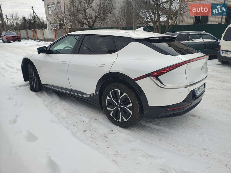 Позашляховик / Кросовер Kia EV6 2022 в Лубнах