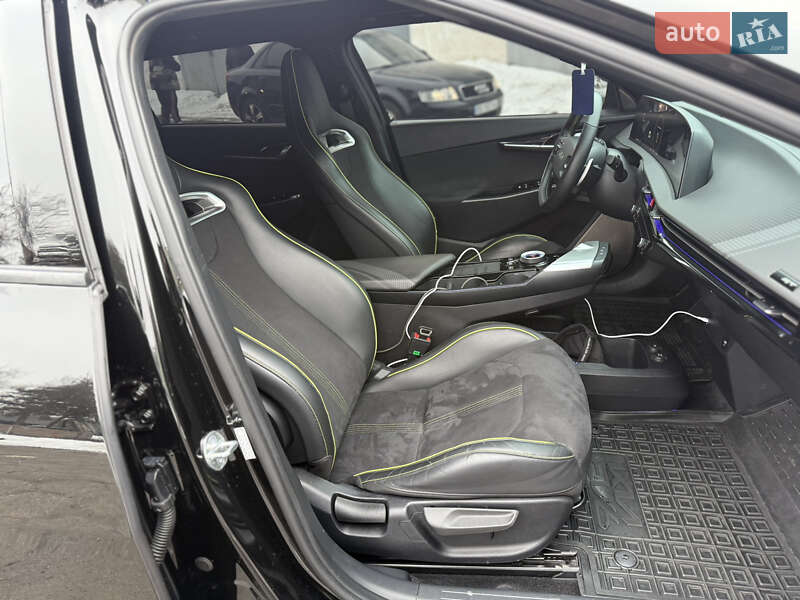 Позашляховик / Кросовер Kia EV6 2023 в Звягелі