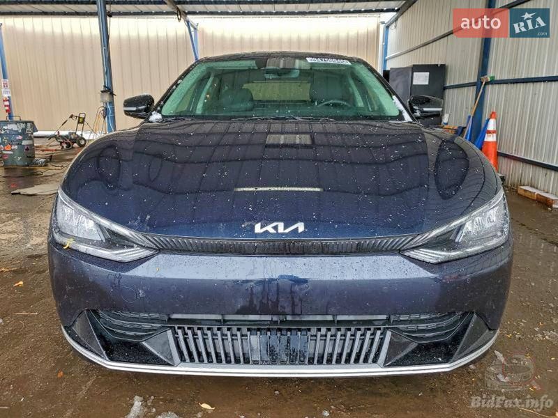 Внедорожник / Кроссовер Kia EV6 2024 в Дрогобыче