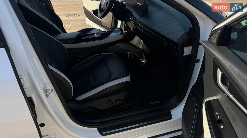 Внедорожник / Кроссовер Kia EV6 2022 в Сарнах