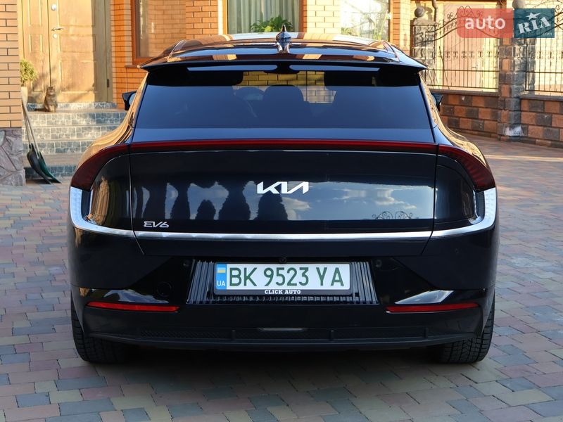 Позашляховик / Кросовер Kia EV6 2023 в Рівному